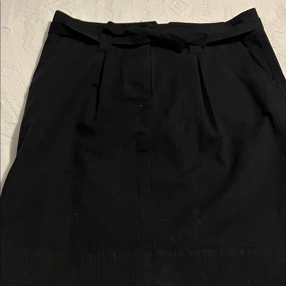 Talbots black on black cotton skirt with pockets in front and back size 10
